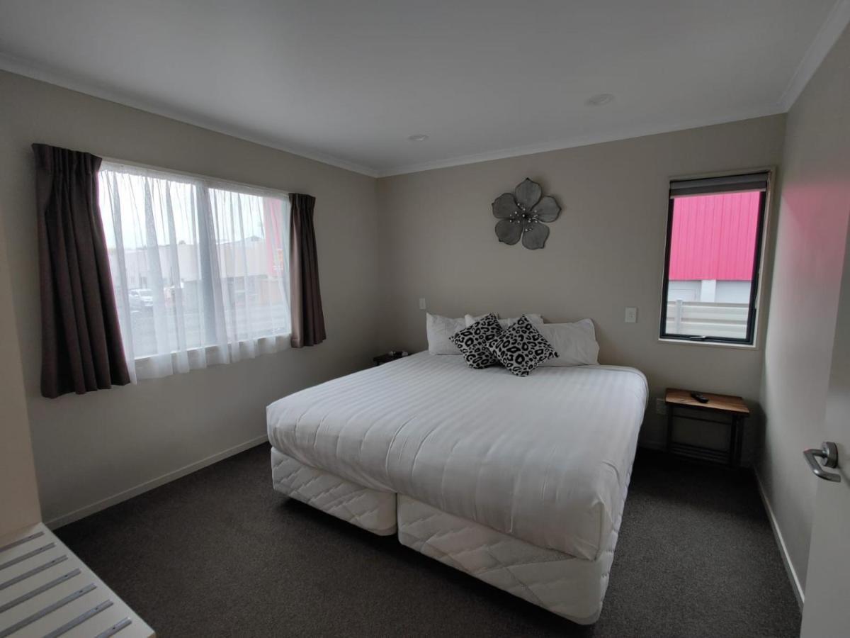 טה אוומוטו Asure Albert Park Motor Lodge מראה חיצוני תמונה