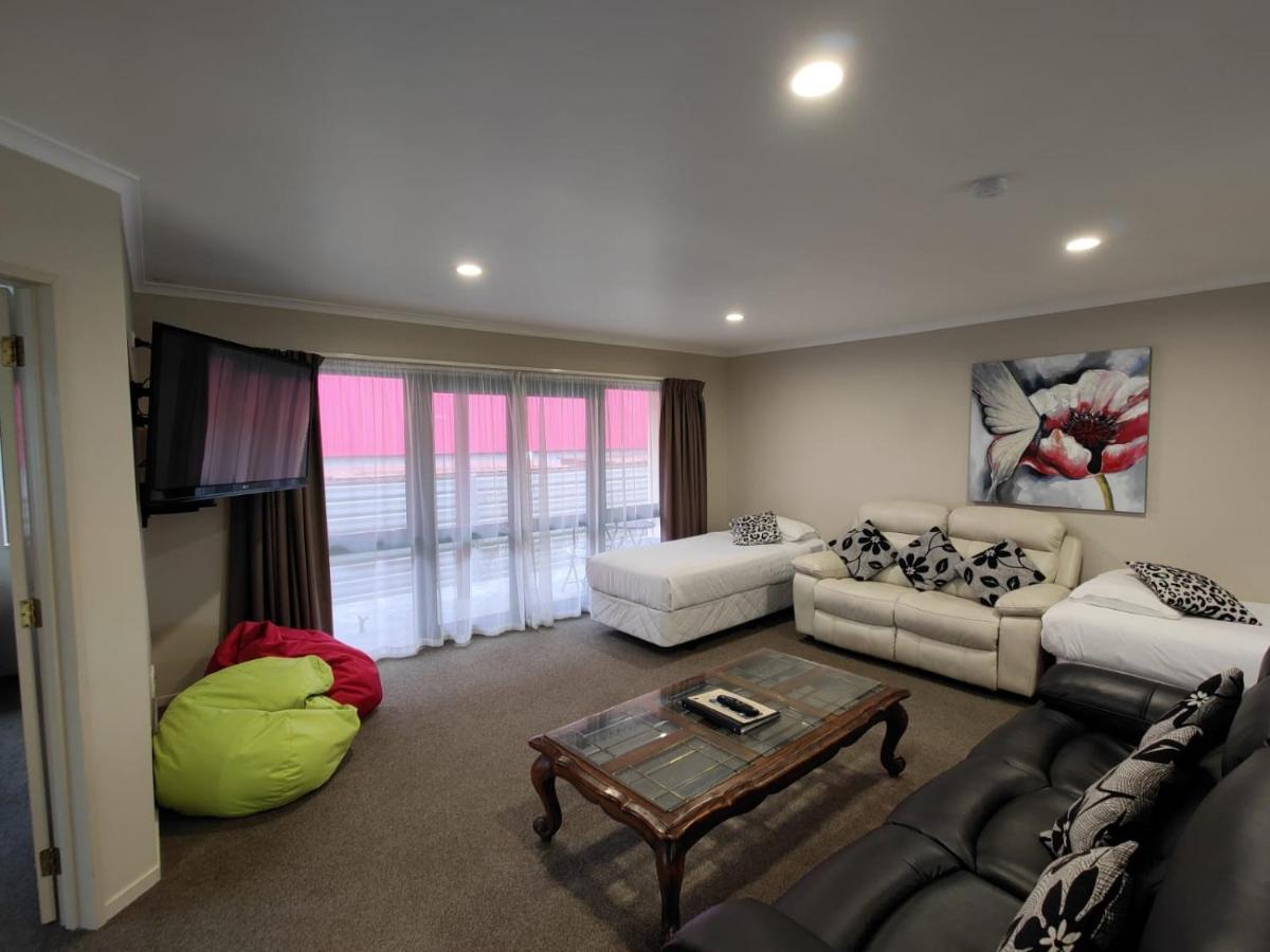 טה אוומוטו Asure Albert Park Motor Lodge מראה חיצוני תמונה