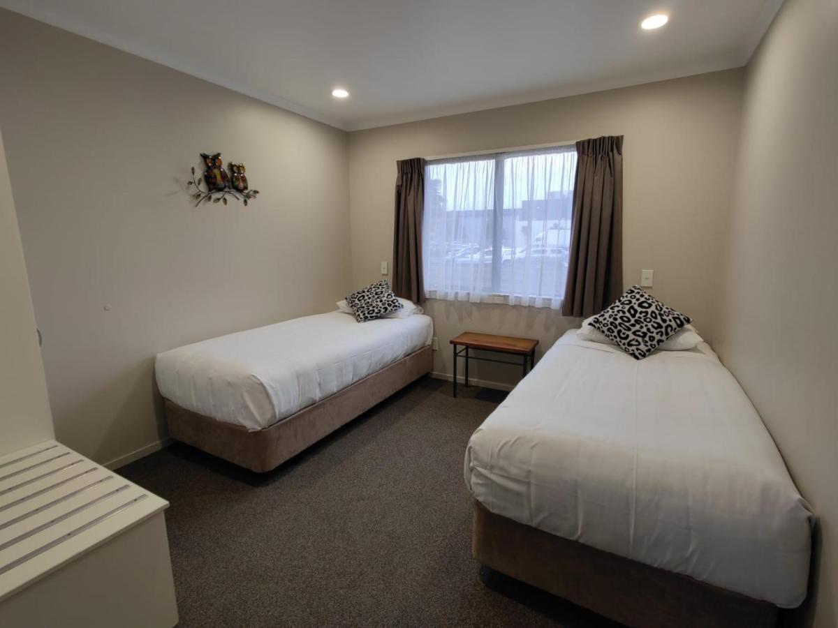 טה אוומוטו Asure Albert Park Motor Lodge מראה חיצוני תמונה