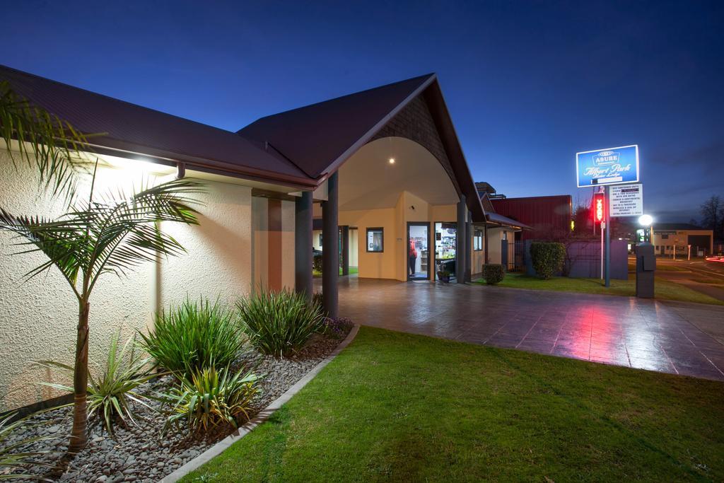 טה אוומוטו Asure Albert Park Motor Lodge מראה חיצוני תמונה